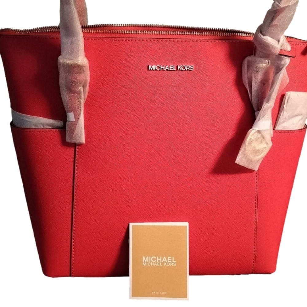 Michael Kors Jet set Deep Pink Tote